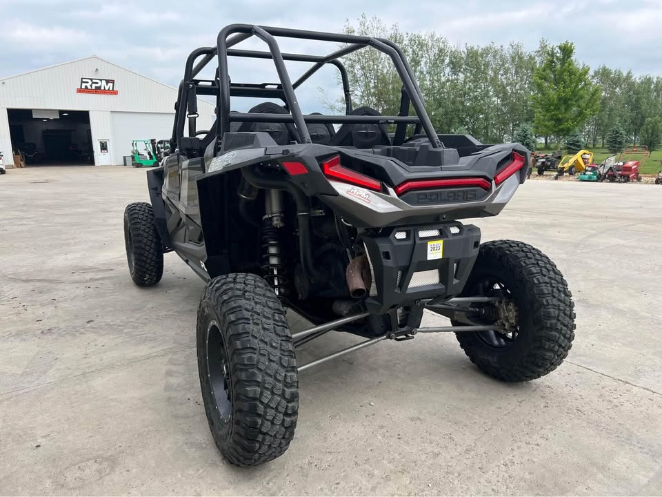 · 2020 Polaris RZR 4 1000 XP
