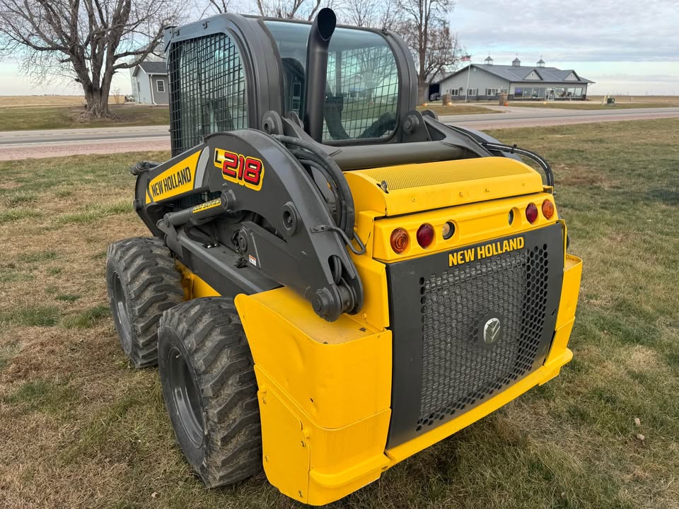 2018 New Holland l218