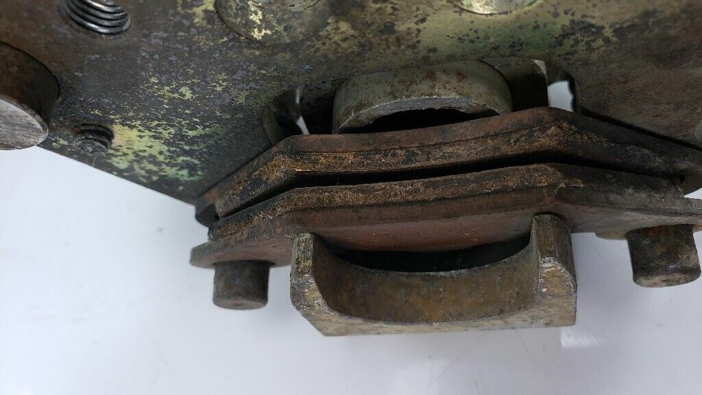 2000 POLARIS Sportsman 500 Caliper Front Right OEM: 1910310