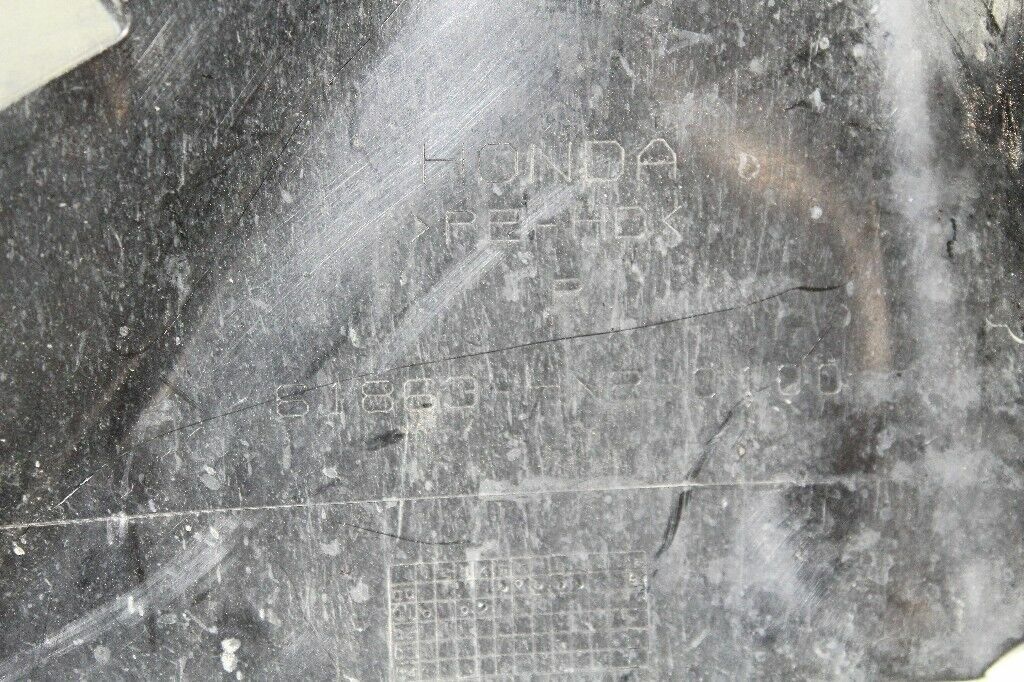 2002 Honda TRX 500 Splash Guard Front Inner Right OEM: 61863-HN2-000