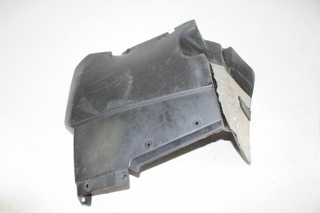 1999 Yamaha Grizzly 600 Mud Gaurd Front Right OEM: 4WV-21560-00-00