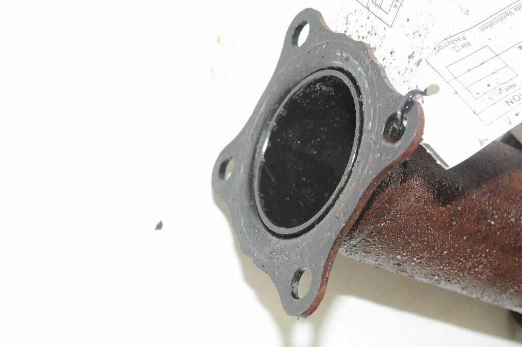 2001 Honda TRX450S Axle Housing Right  OEM: 52210-HN0-A00