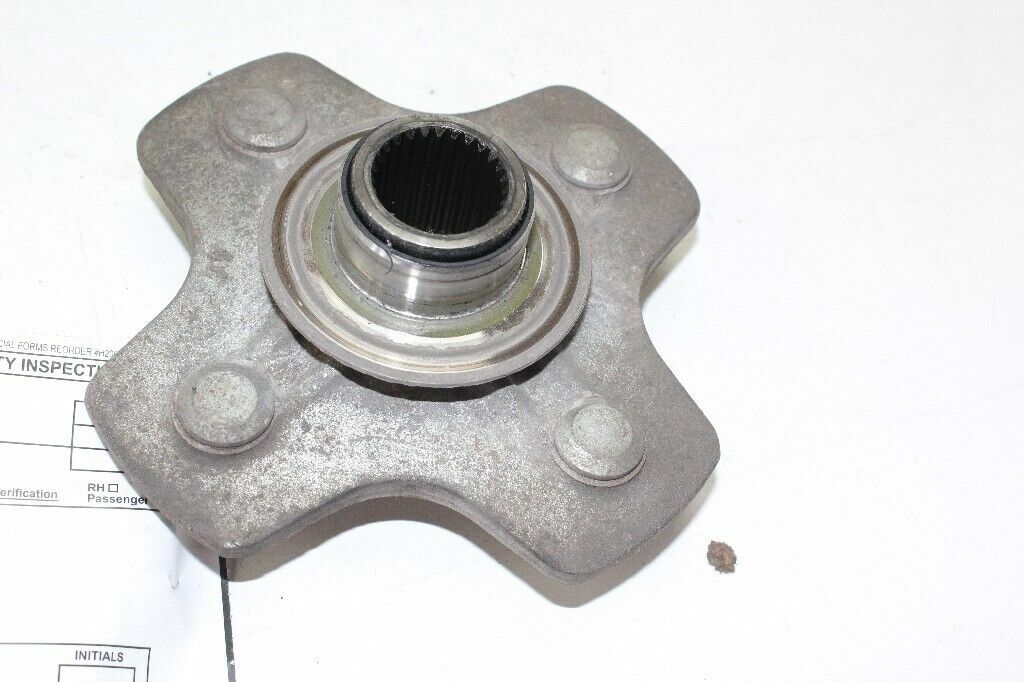 2005 Honda Fourtrax 400 Hub Rear Right OEM: 42610-HN0-670