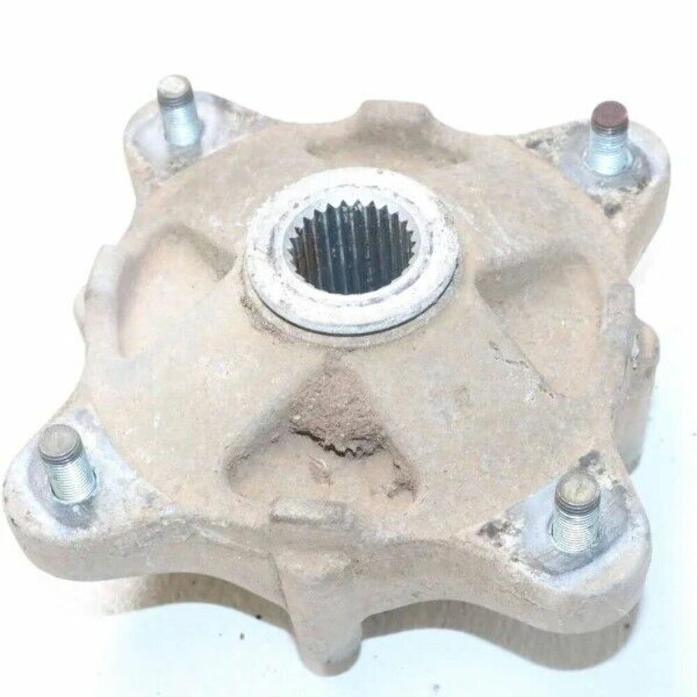 2004 POLARIS Sportsman 700 Hub Rear Left OEM: 5134311