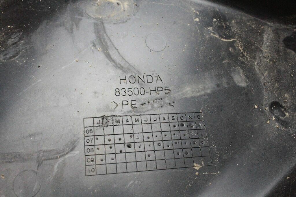 2010 HONDA Rancher 420 Cover Tank Right OEM: 83500-HP5-600ZA