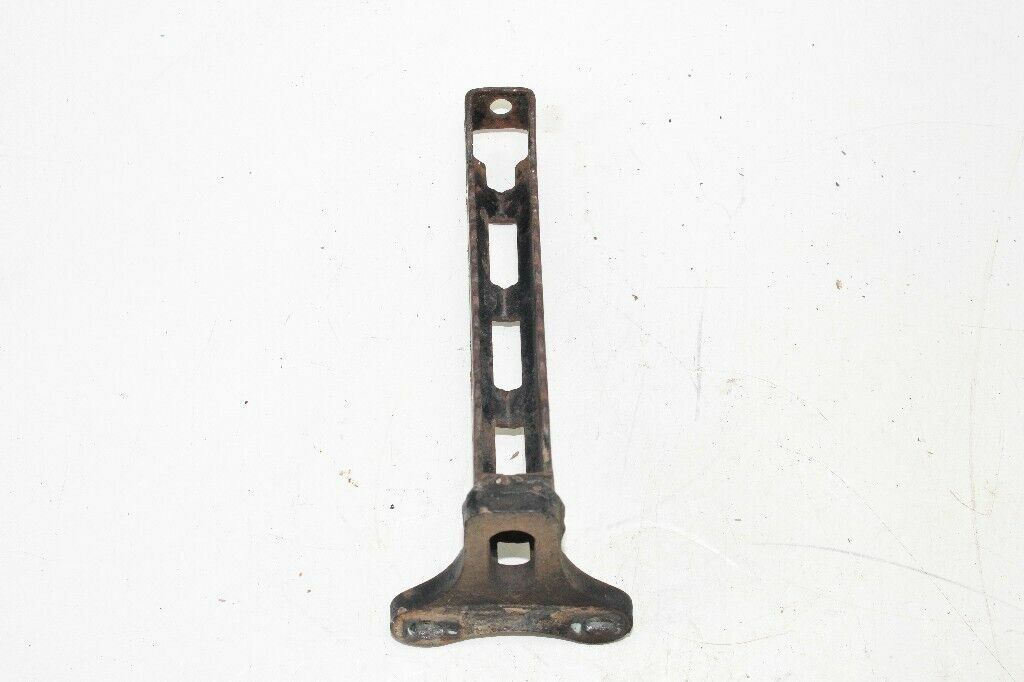 1992 Yamaha YFB250 TIMBERWOLF 2WD Foot Peg Set OEM: 3JM-27411-01-00 4BD-27421-01