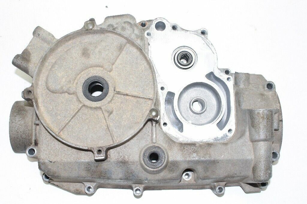 2002 Bombardier Traxter 500 Clutch Cover OEM: 711211811