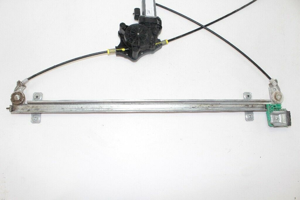 2019 Can-Am Defender HD10 XT Window Actuator Right OEM: 705800051