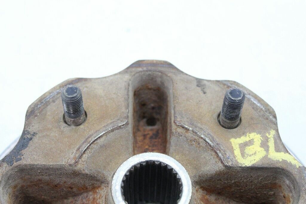 2005 Yamaha Kodiak 450 Hub Rear OEM: 1D9-F5311-01-00 1D9-F5310-00-0